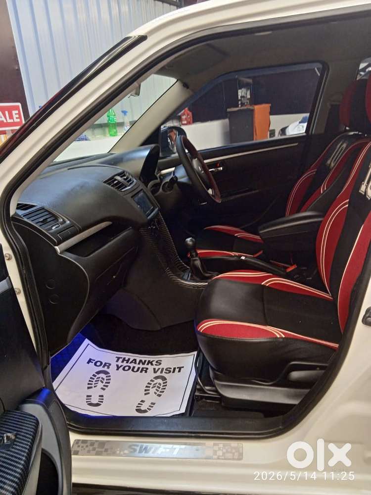 Maruti Suzuki Swift Vxi Optional, 2016, Petrol