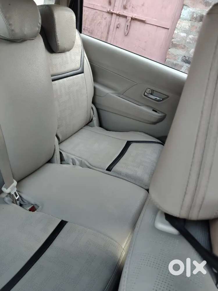 Maruti Suzuki Ertiga Vxi 2026