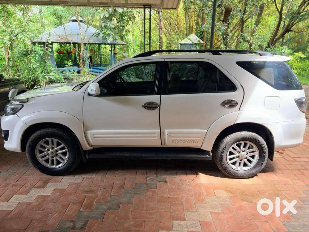 Toyota Fortuner 2012 Diesel Well Maintained