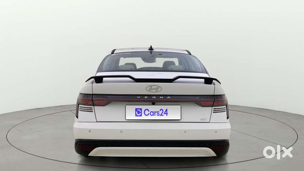 Hyundai Verna 1.5 Sx (o) Ivt, 2025, Petrol