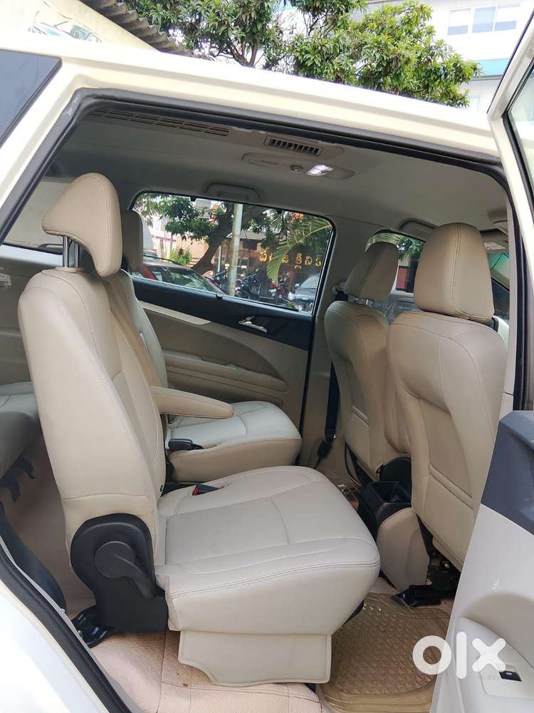Mahindra Marazzo M8, 2019, Diesel