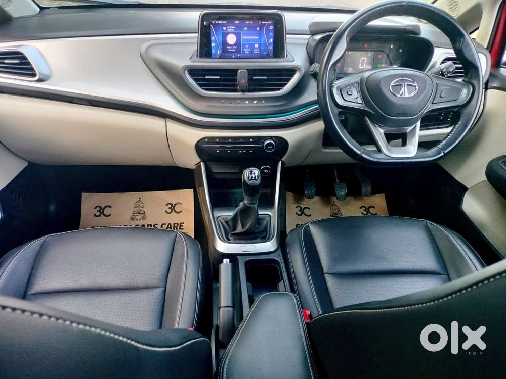 Tata Altroz Xz Plus (o) (s) Icng, 2023, Petrol