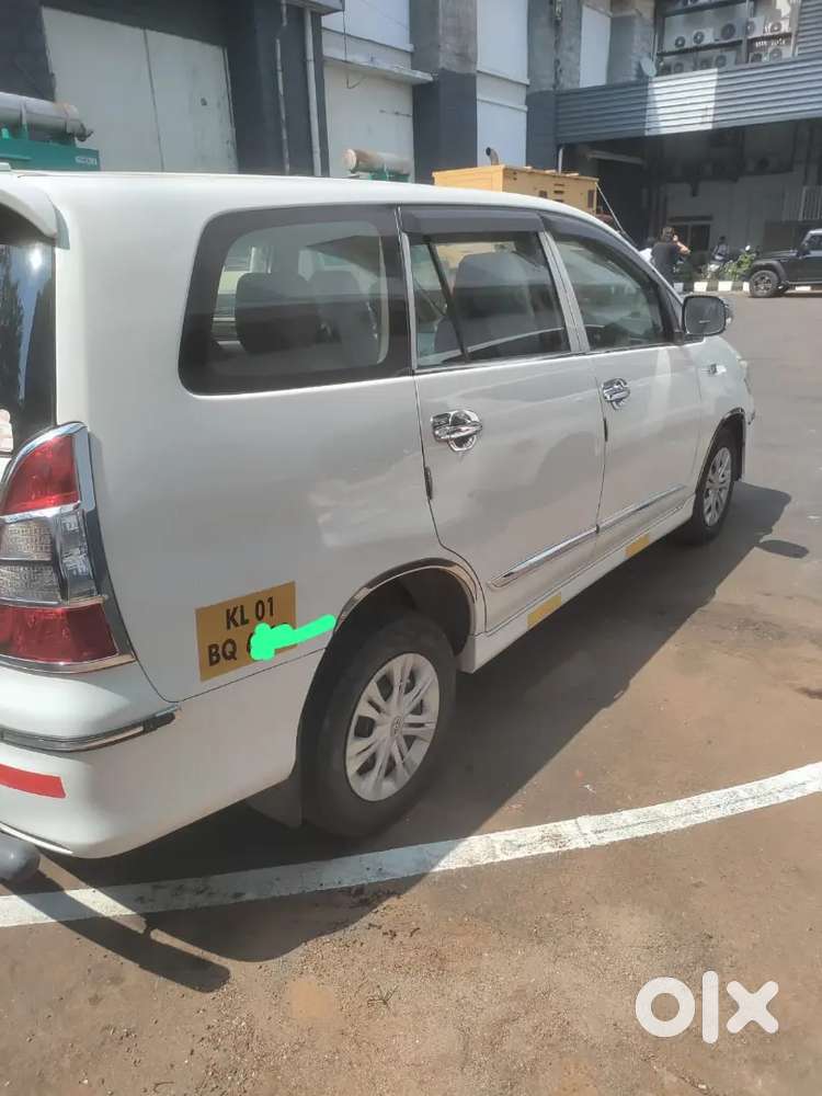 Toyota Innova Diesel 2014