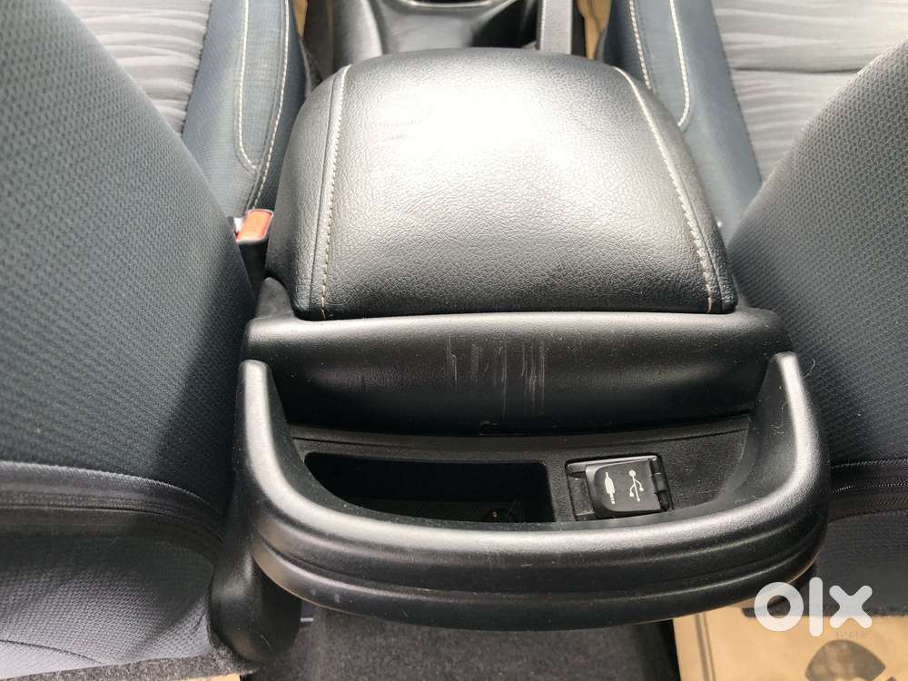 Toyota Innova Crysta [2020-ongoing] 2.4 Vx 7 Str, 2020, Diesel