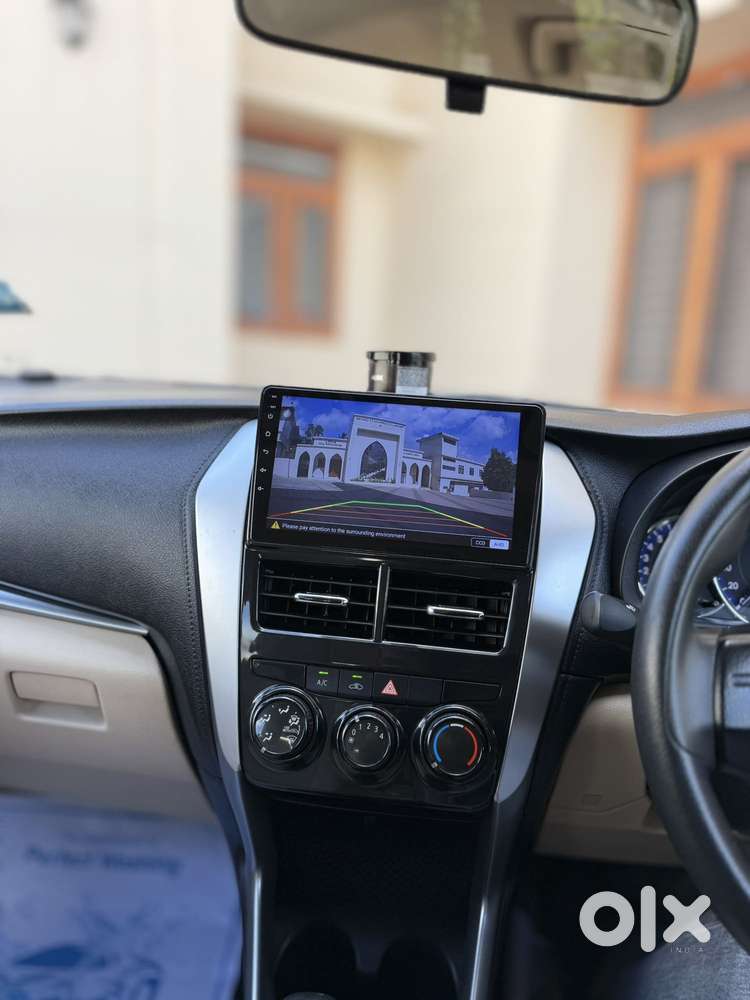 Toyota Yaris J Cvt, 2018, Petrol