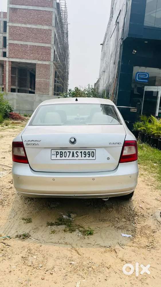 Skoda Rapid 2014 Diesel 145000 Km Driven