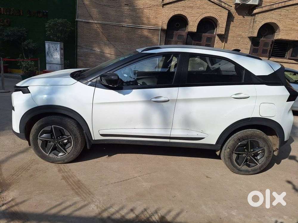 Tata Nexon 1.2 Revotron Xz Plus, 2023, Petrol