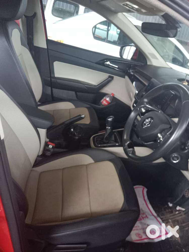 Skoda Slavia Style 1.0l Tsi Mt, 2023, Petrol