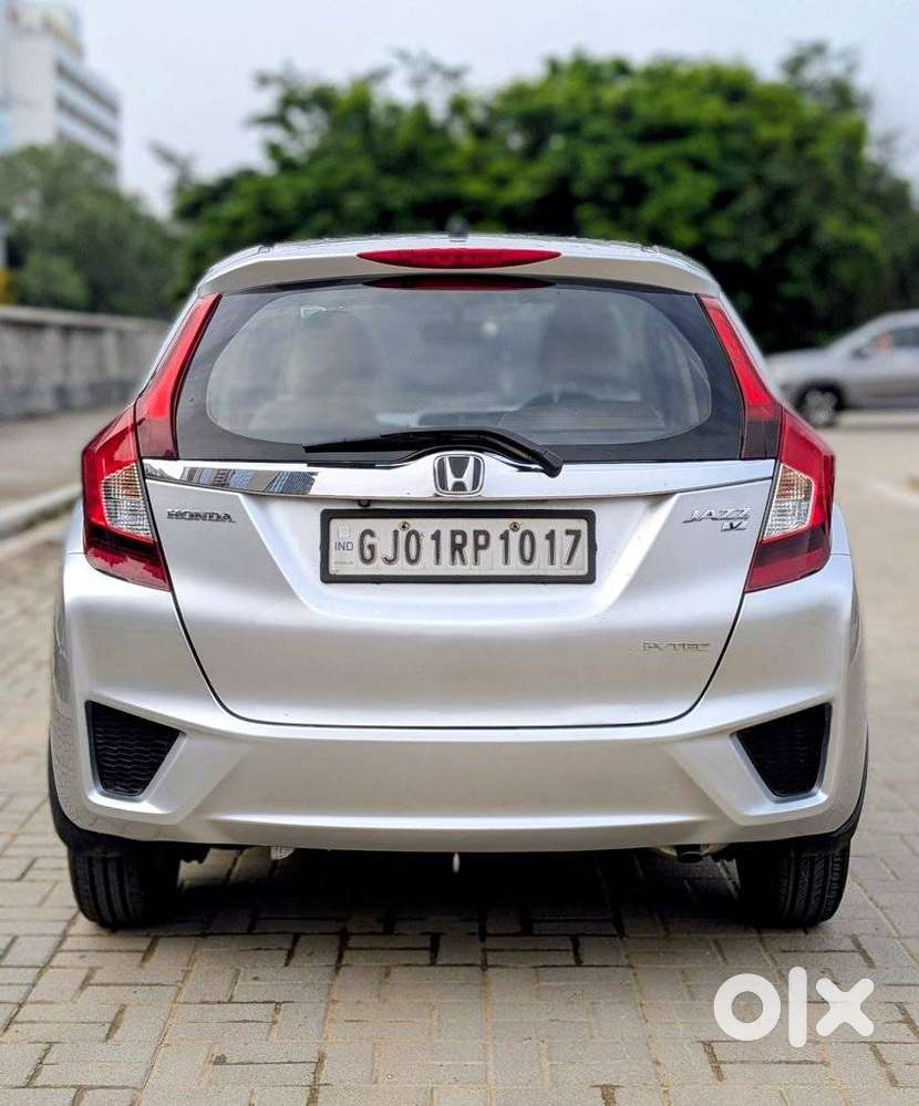 Honda Jazz V Automatic, 2016, Petrol