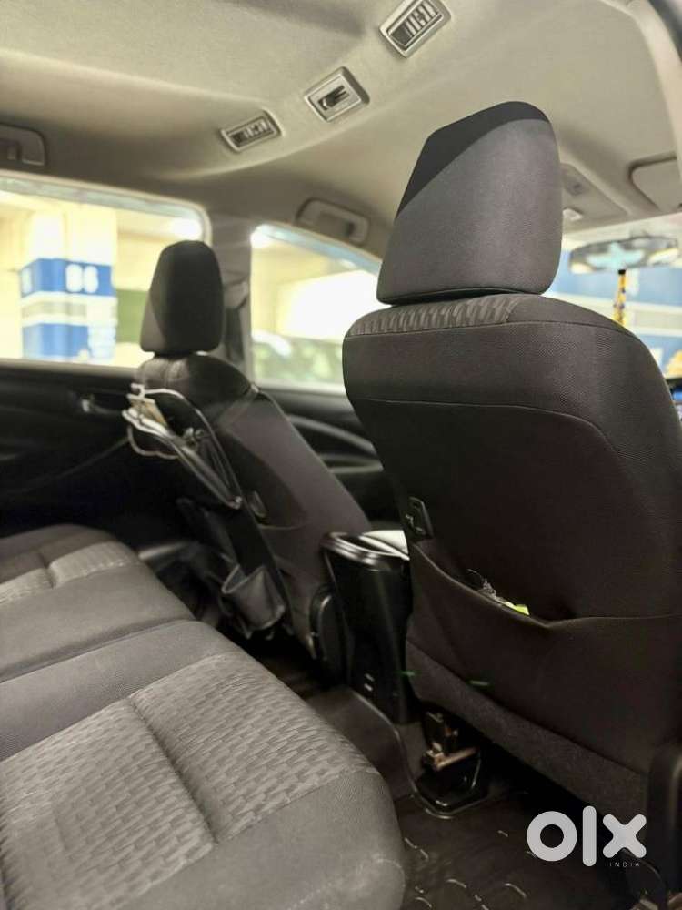 Toyota Innova Crysta 2.8 Gx At 8s, 2017, Diesel