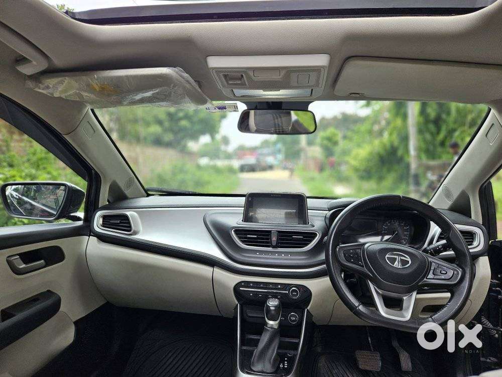 Tata Altroz Xz Plus (s) Dark Edition, 2023, Petrol