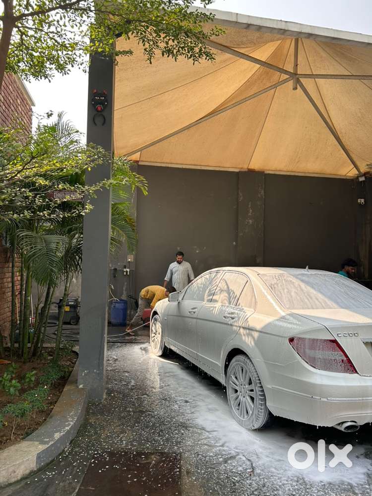 Mercedes-benz C-class 2012 Petrol 61500 Km Driven