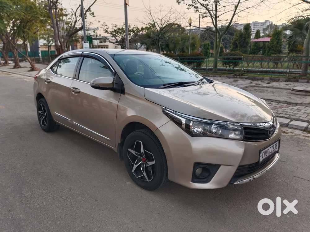 Toyota Corolla Altis 1.8 J, 2015, Diesel