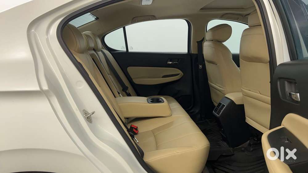 Honda City 1.5 Zx I-vtec Mt, 2023, Petrol