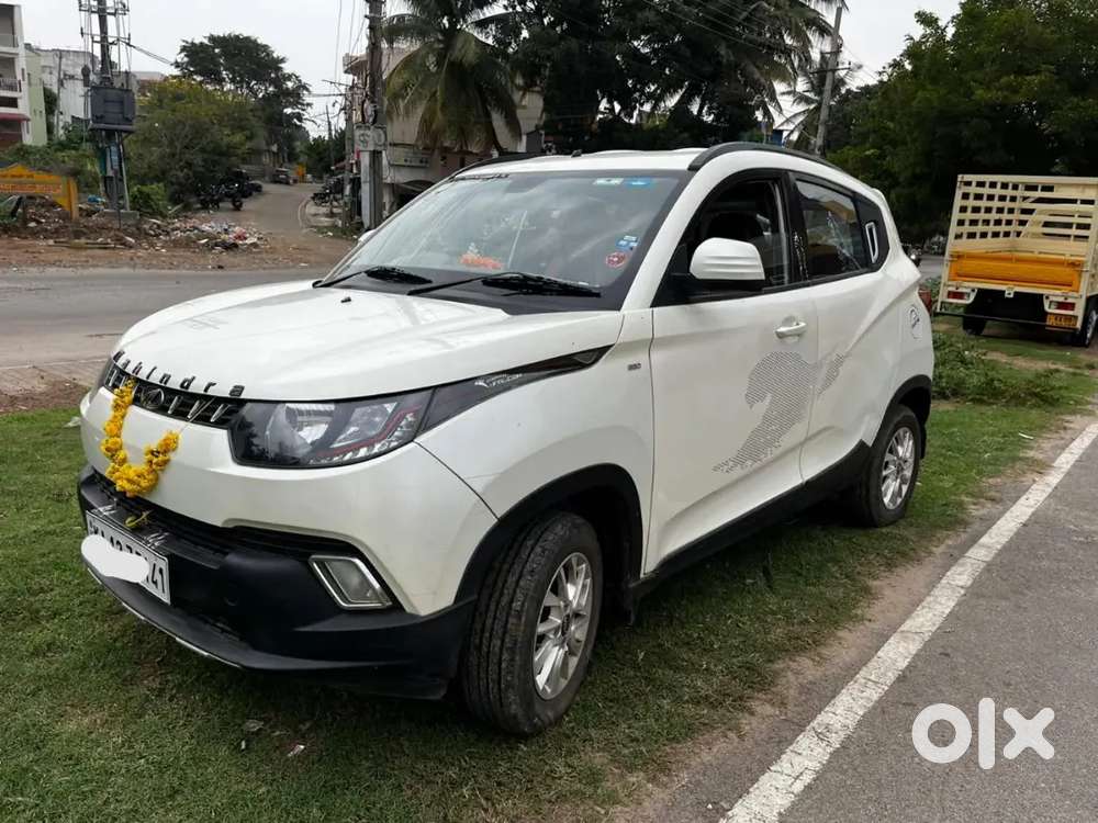 Mahindra Kuv 100 6seater Vehicle