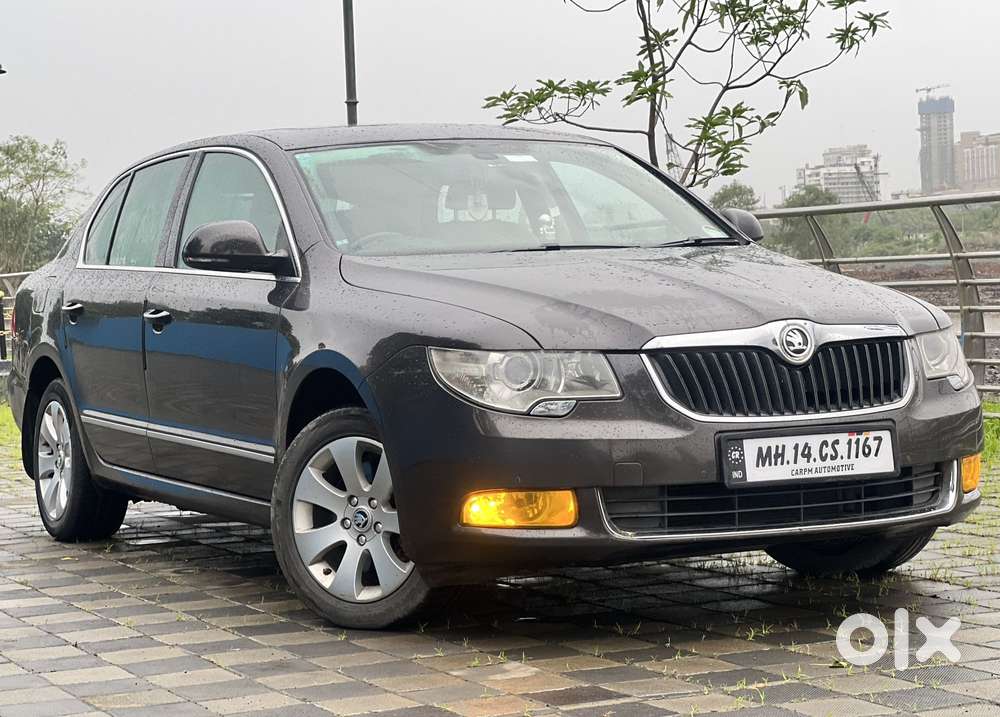 Skoda Superb Elegance Tdi 2.0 At, 2011, Diesel
