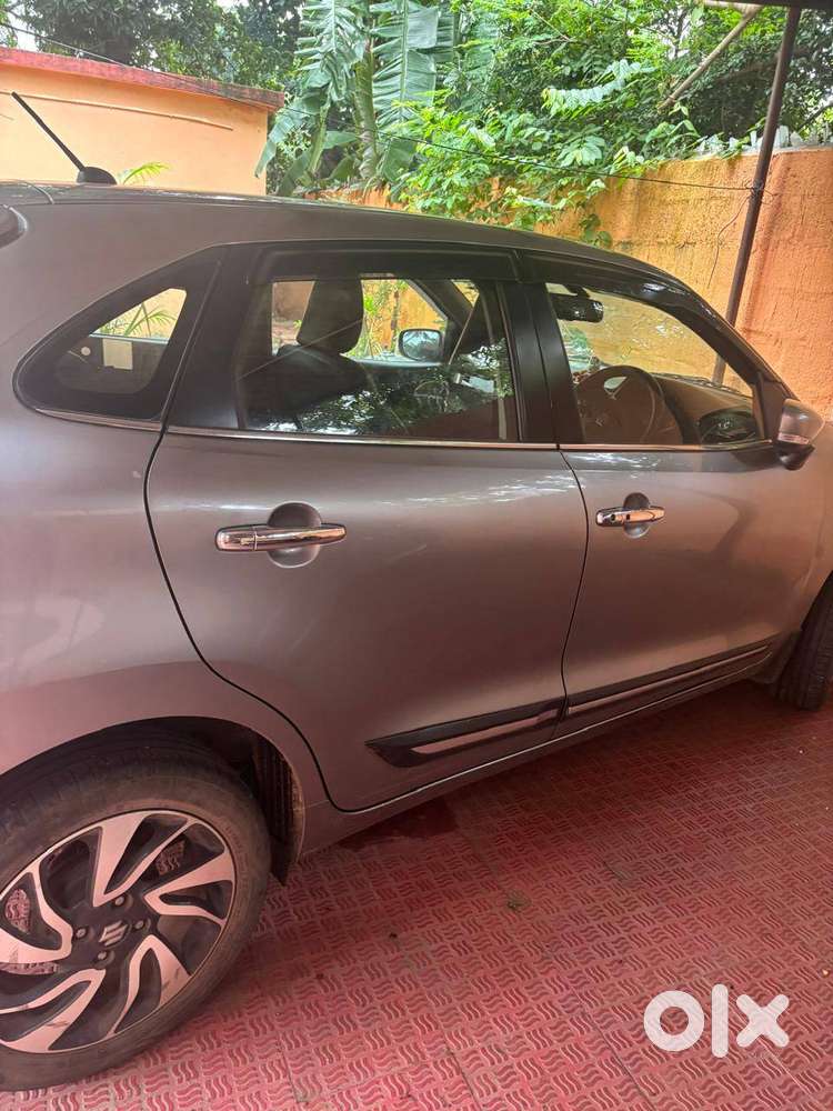 Vehicle In Is Good Condition Single Hand Use