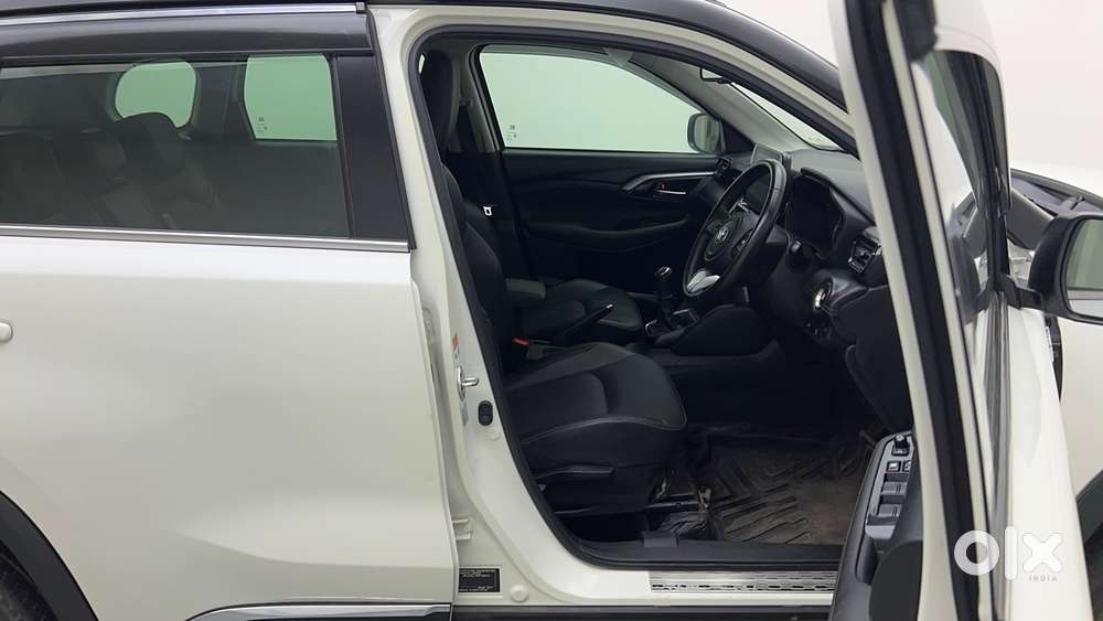 Toyota Urban Cruiser Hyryder 1.5 V Neo Drive Awd, 2023, Petrol