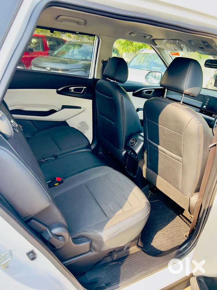 Kia Carens Clavis G1.5 Turbo Dct Htx Plus 7-seater, 2025, Diesel