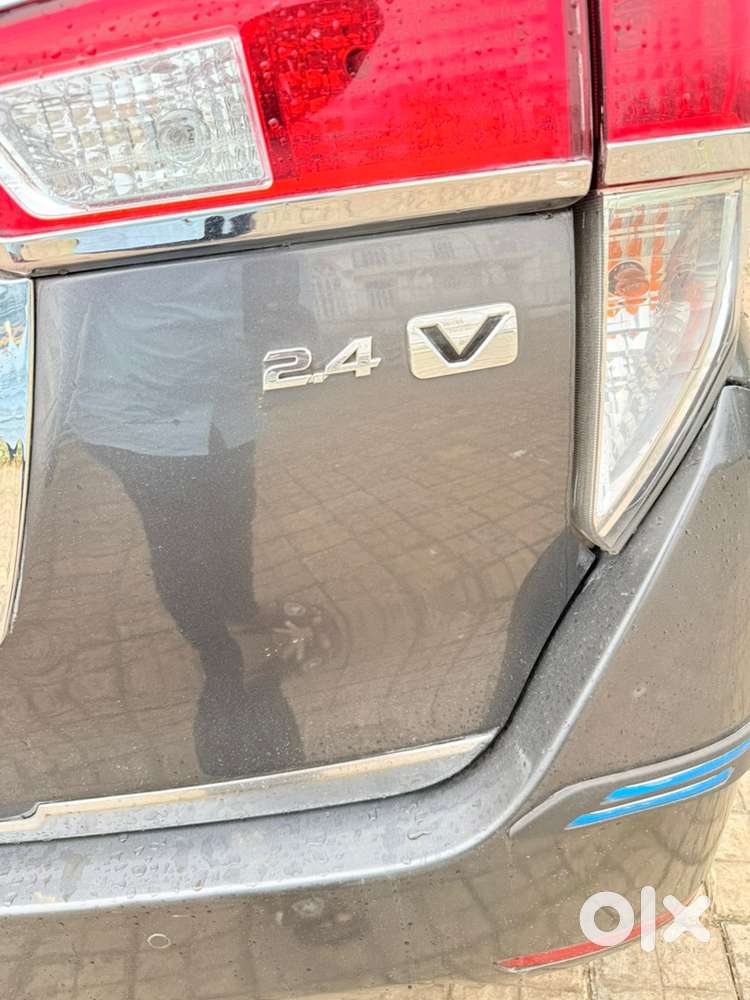 Toyota Innova Crysta 2016 Diesel Manual