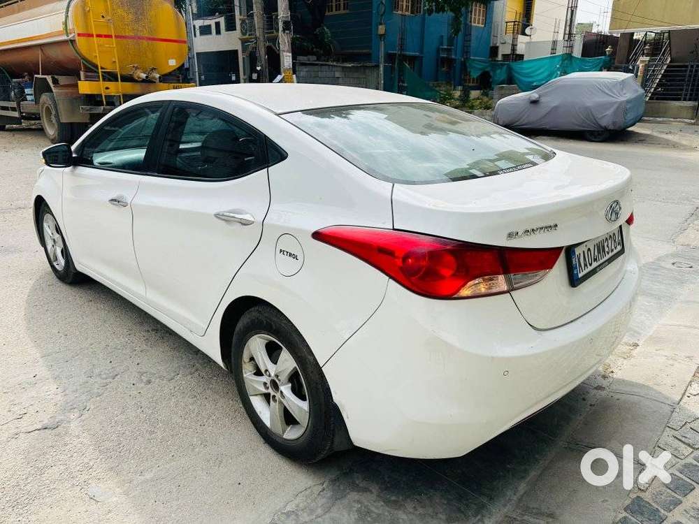 Hyundai Elantra 1.8 SX MT, 2014, Petrol