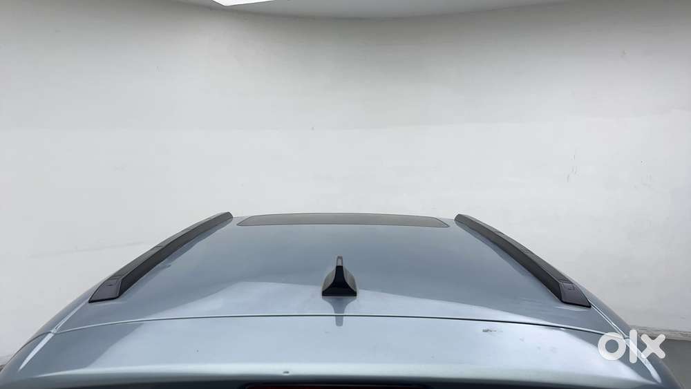 Tata Punch Accomplished Dazzle Sunroof Cng, 2023, Cng & Hybrids