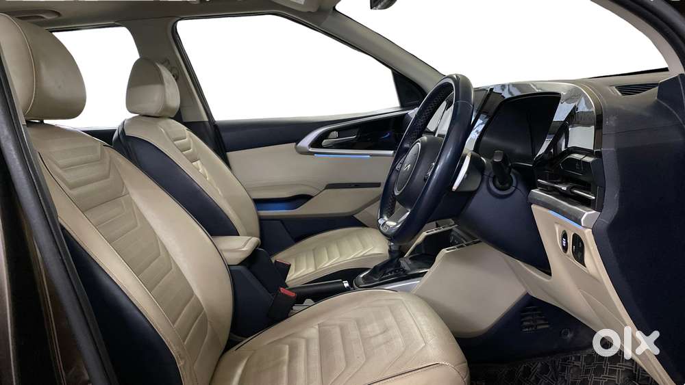 Kia Carens 1.4 Luxury Plus 6 Str, 2022, Petrol