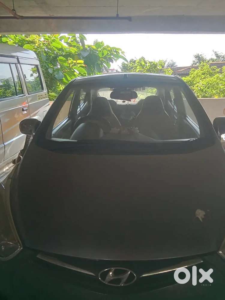 Hyundai Eon Magna 2012