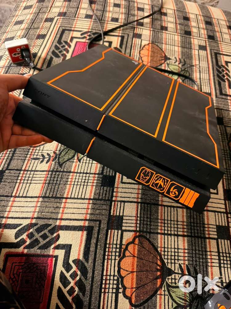 Ps4 fat price 24000