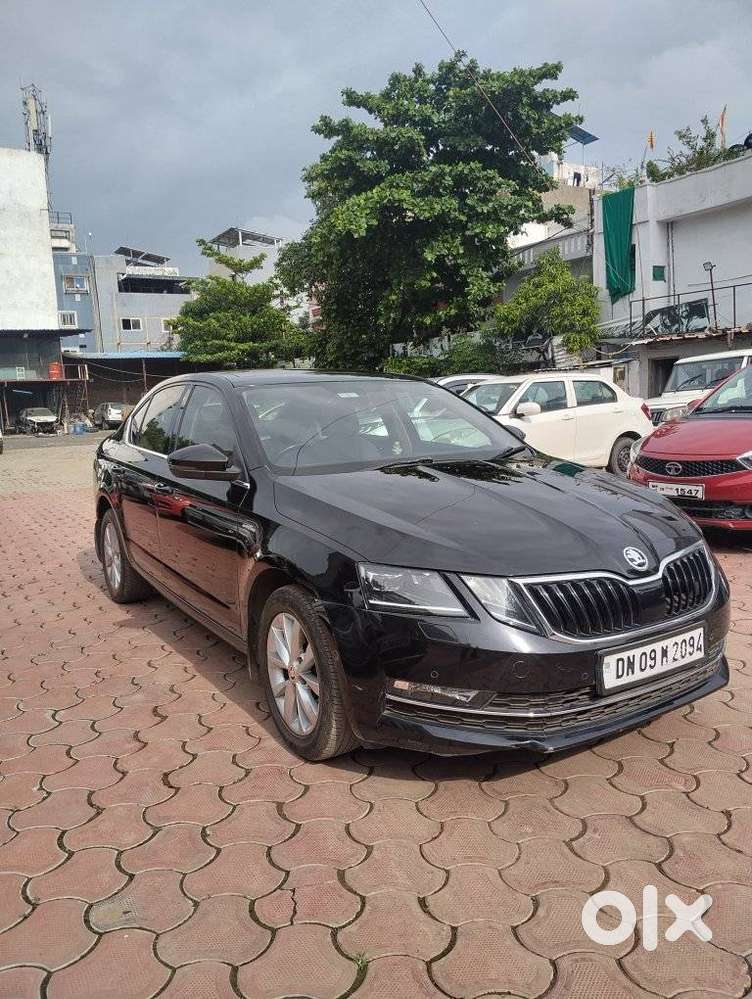 Skoda Octavia Elegance 1.8 Tsi At, 2018, Petrol