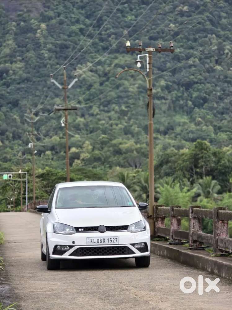 Polo Highline Plus Tsi (turbo) Under Warranty, Mint Condition