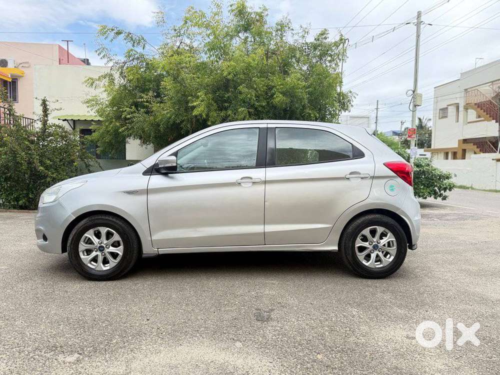 Ford Figo 2012-2015 Petrol Titanium, 2016, Petrol