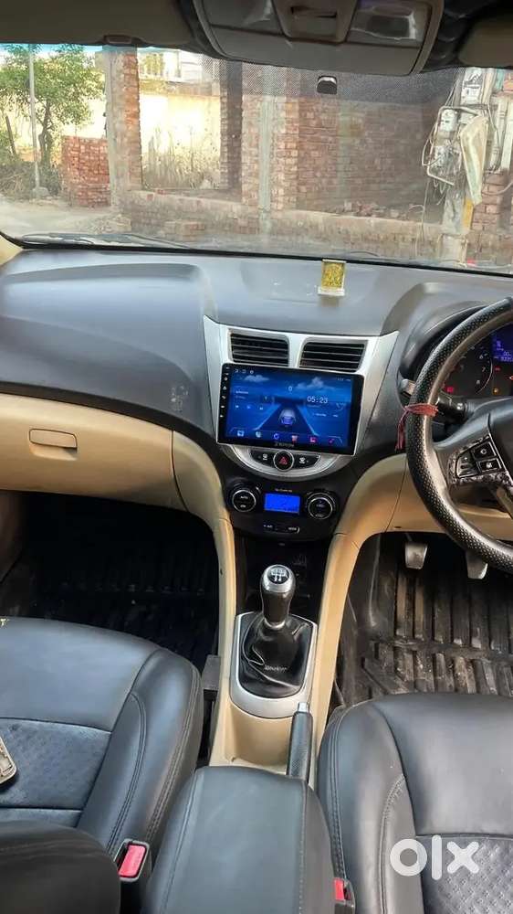 Hyundai Verna 2012