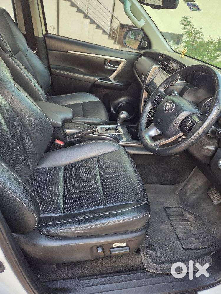 Toyota Fortuner 4x2 At 2.8 Diesel, 2023, Diesel