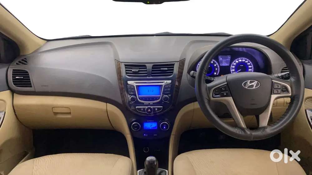 Hyundai Verna Sx 2012 Edition