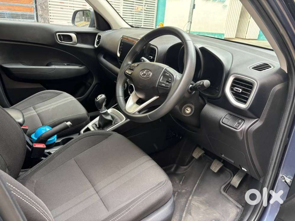 Hyundai Venue Sx Mt, 2022, Diesel