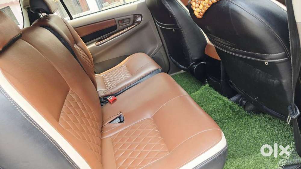 Toyota Innova 2.5 G (diesel) 8 Seater, 2016, Diesel