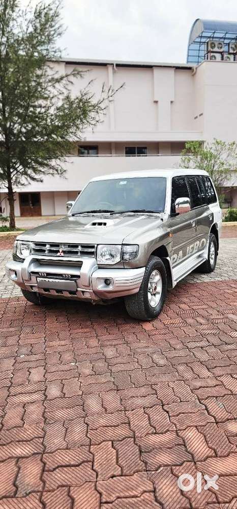 Mitsubishi Pajero Sport 2.5 Manual, 2011, Diesel