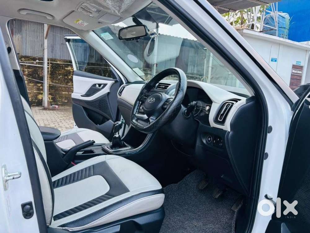 Hyundai Creta Sx Petrol Mt, 2023, Petrol