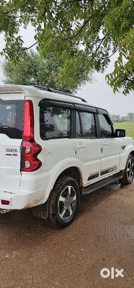 Mahindra Scorpio Classic 2023