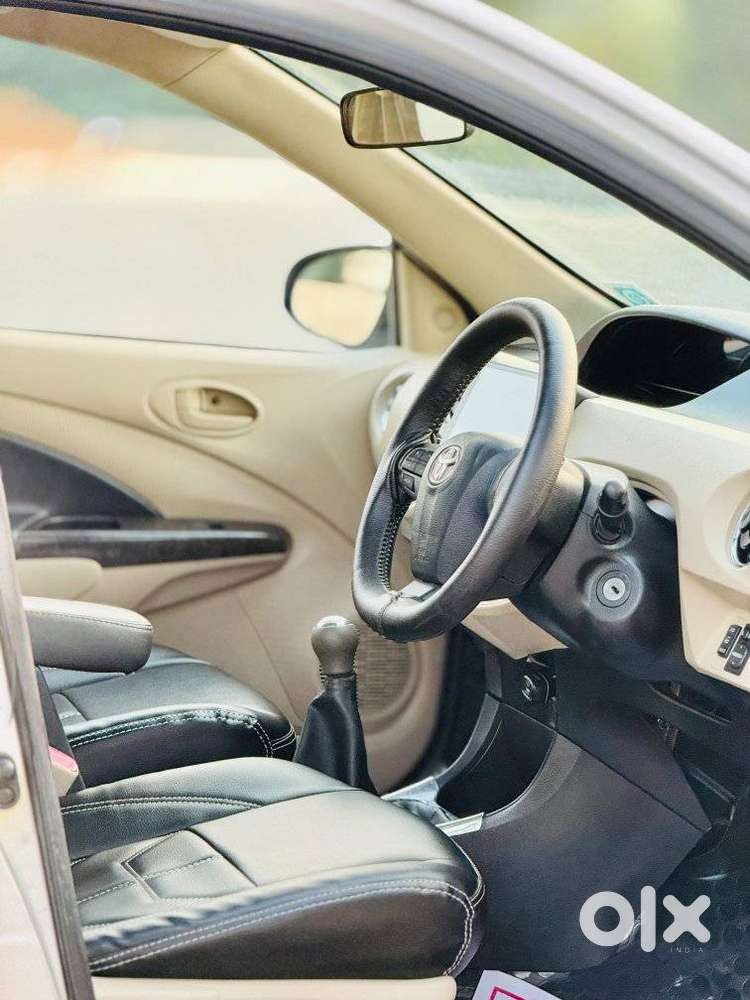 Toyota Etios Liva 1.2 Vx, 2017, Petrol