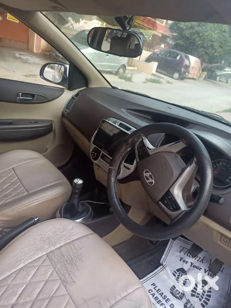 Hyundai I20 2012 Petrol 125000 Km Driven