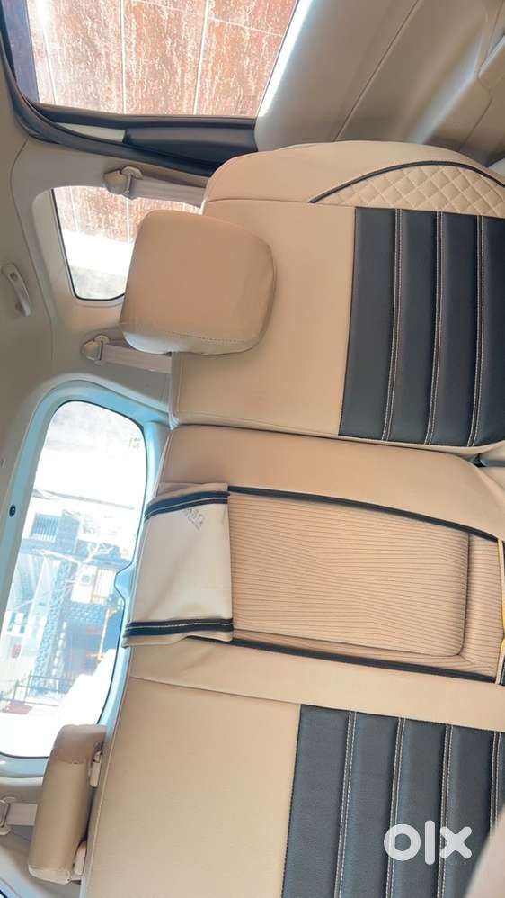 Maruti Ertiga 1.5 Vxi 2025