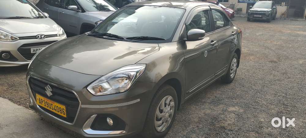 Maruti Suzuki Dzire 1.2 Vxi, 2023, Petrol