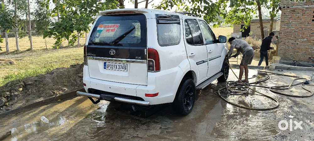 Tata Safari Storme 2014