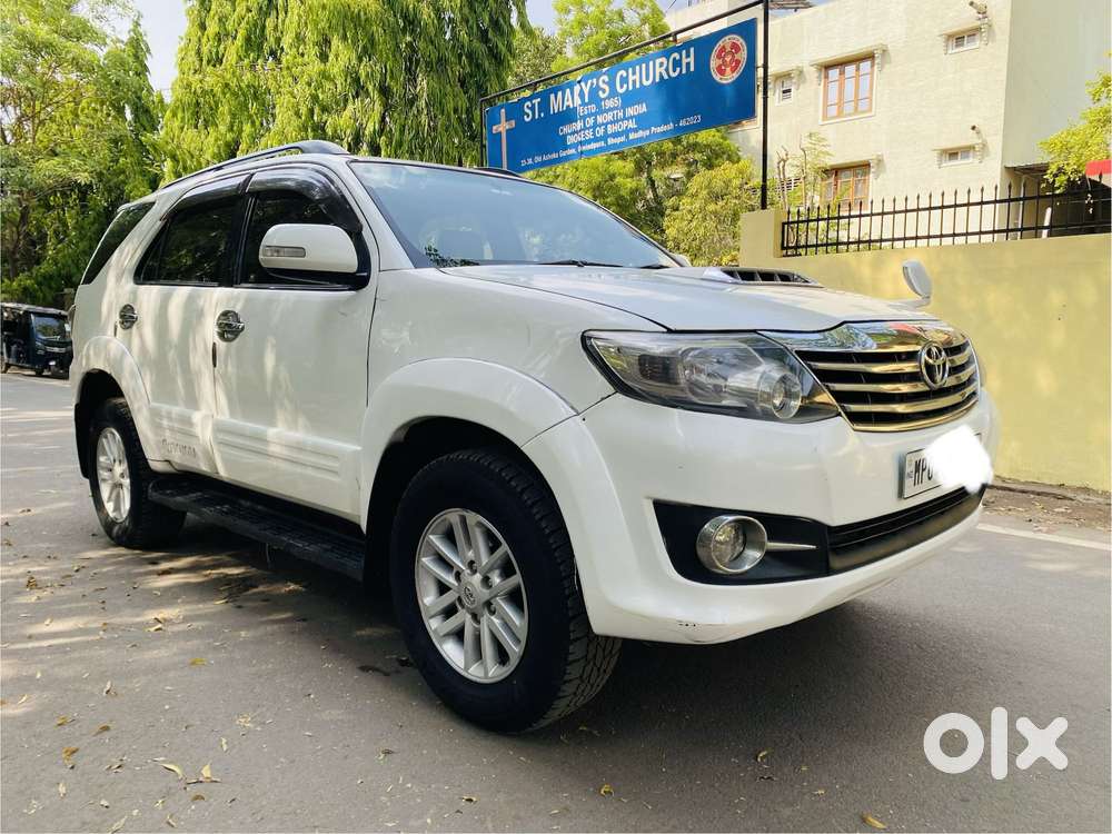 Toyota Fortuner 3.0 Sportivo 4x2 Mt, 2015, Diesel