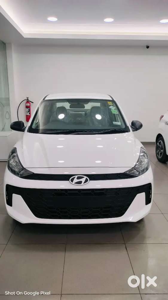 Hyundai Aura 2026 Cng