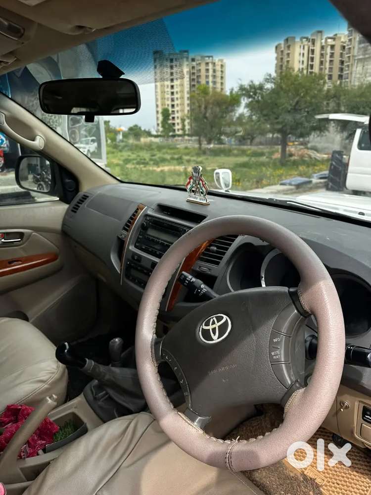 Toyota Fortuner Diesel 2011