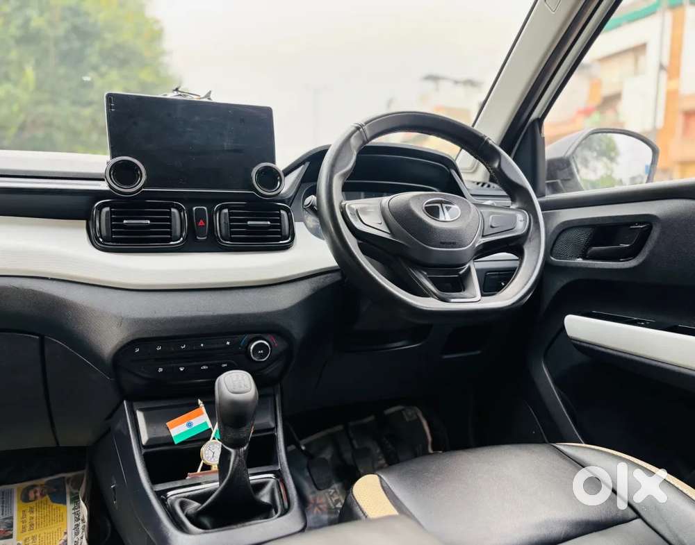 Tata Punch Pure, 2025, Petrol