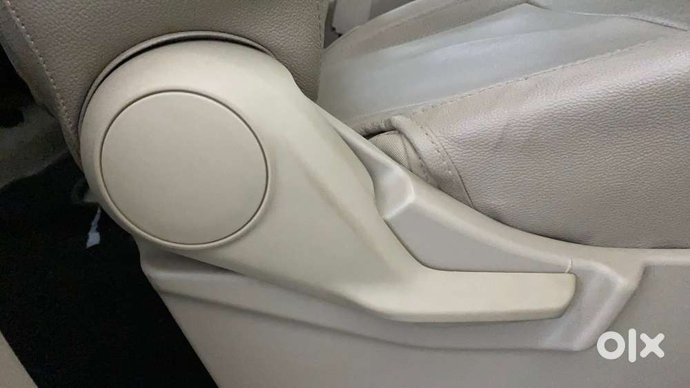 Maruti Suzuki Ertiga 2018-2022 1.4 Vxi Shvs At, 2021, Petrol